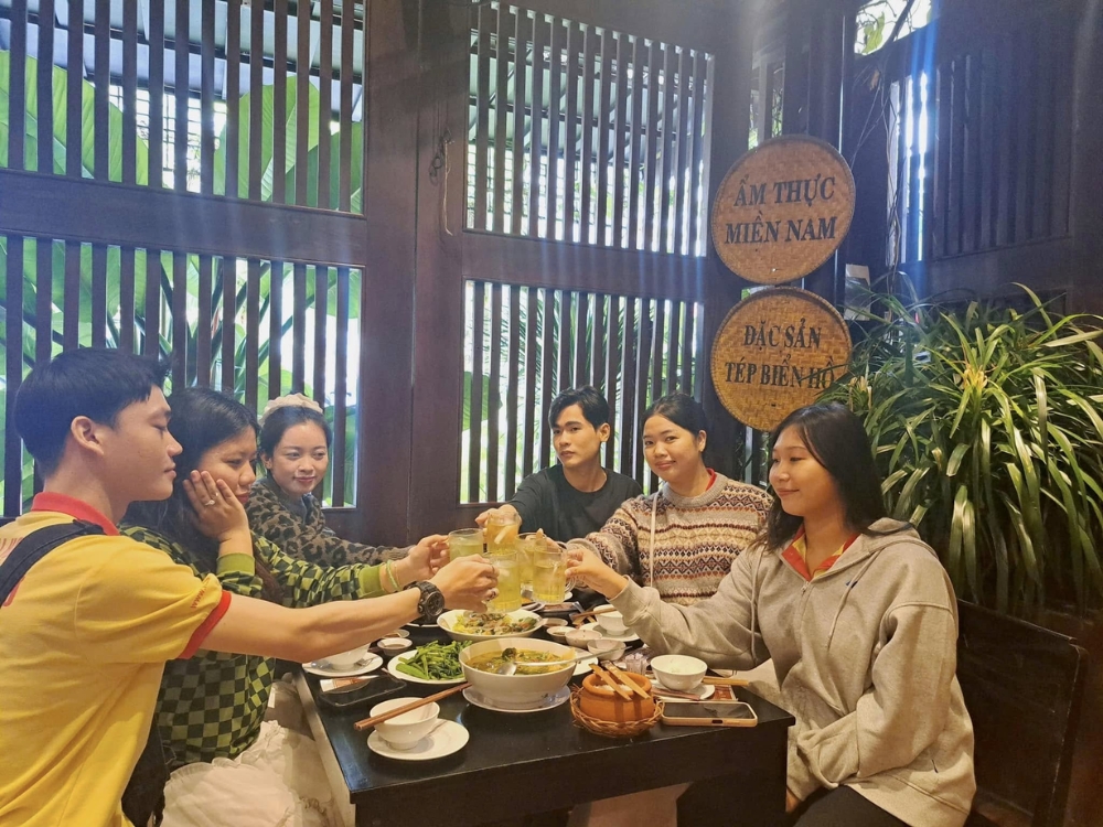 Giới thiệu đôi nét về nhà hàng